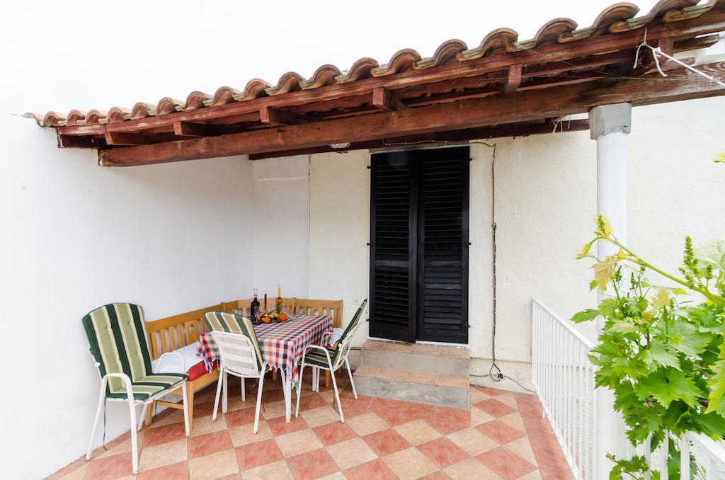 Guest House Kola Slano Bilik gambar